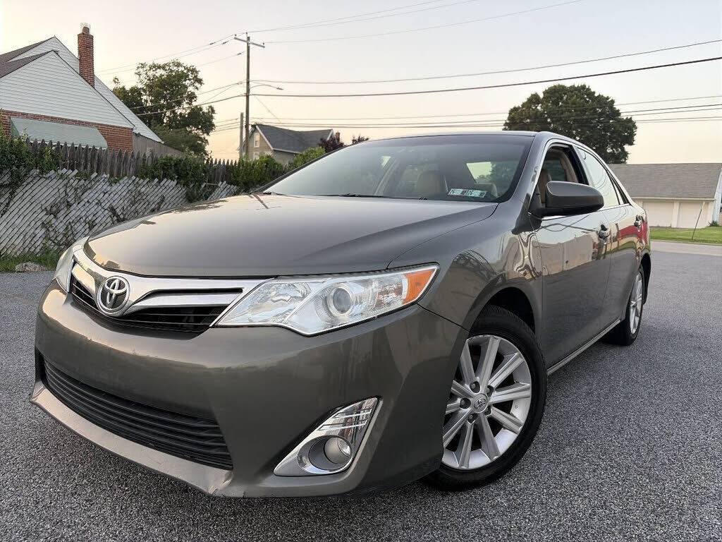 2014 TOYOTA Camry