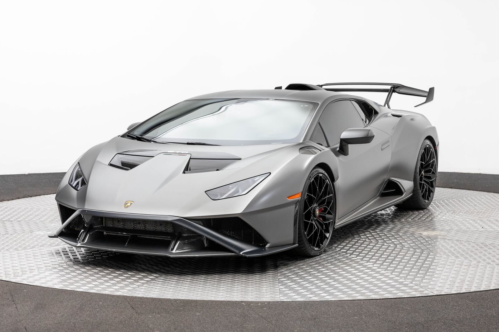 2022 LAMBORGHINI Huracan STO