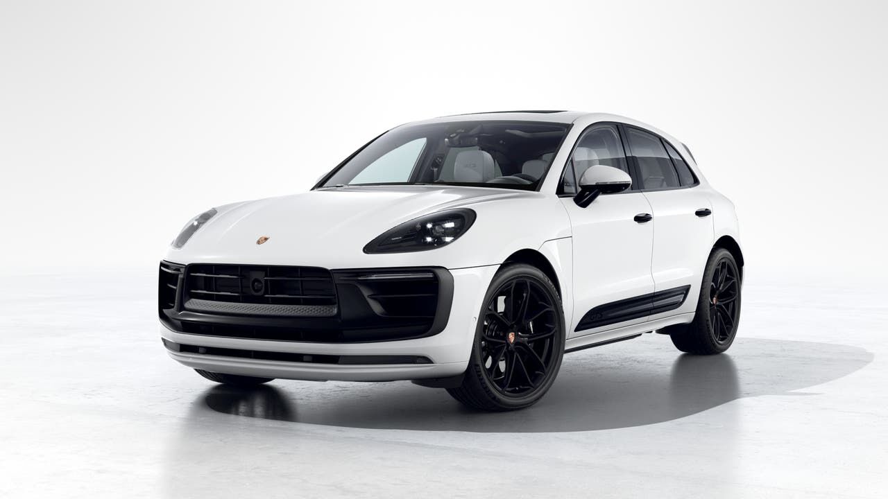 2026 PORSCHE Macan