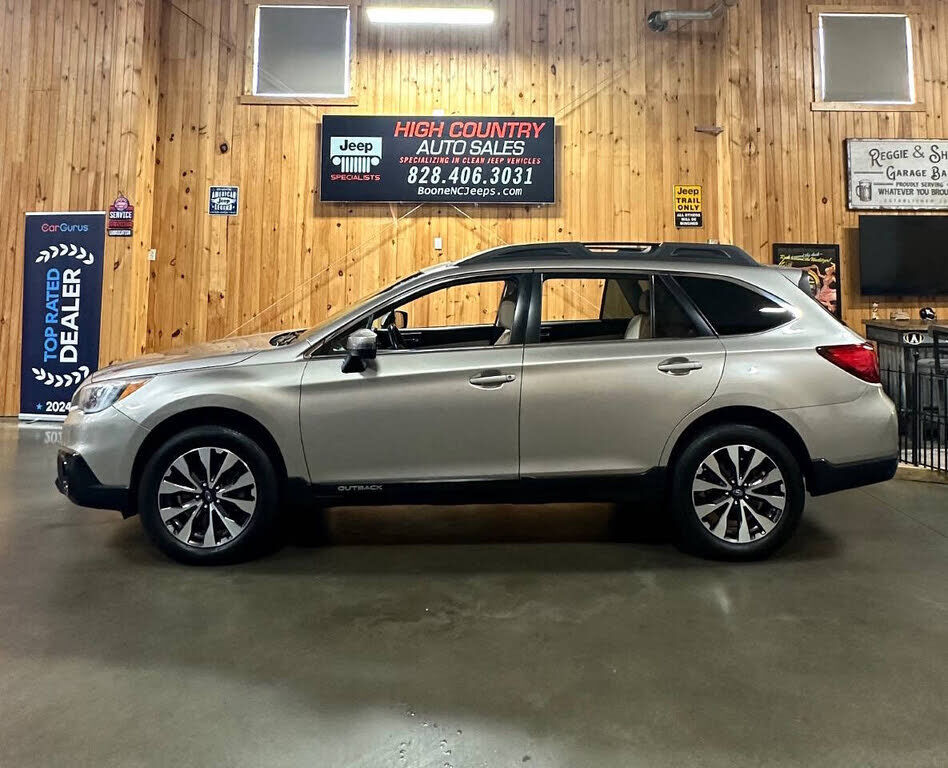 2017 SUBARU Outback