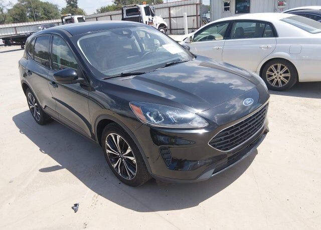 2021 FORD Escape