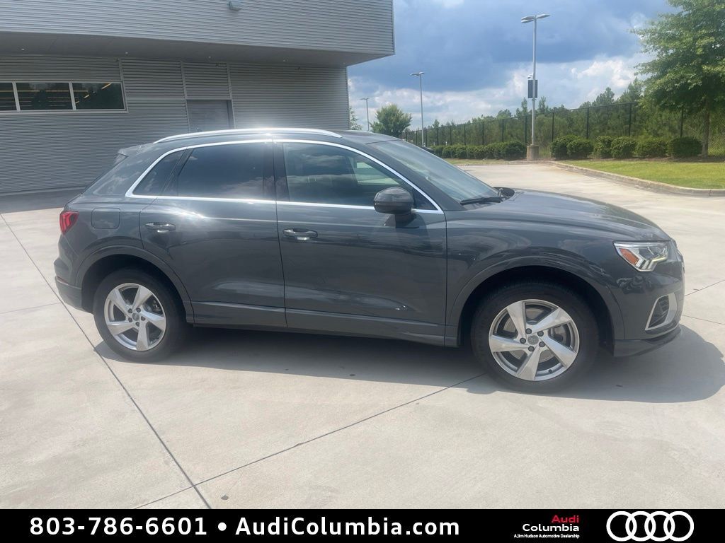 2019 AUDI Q3