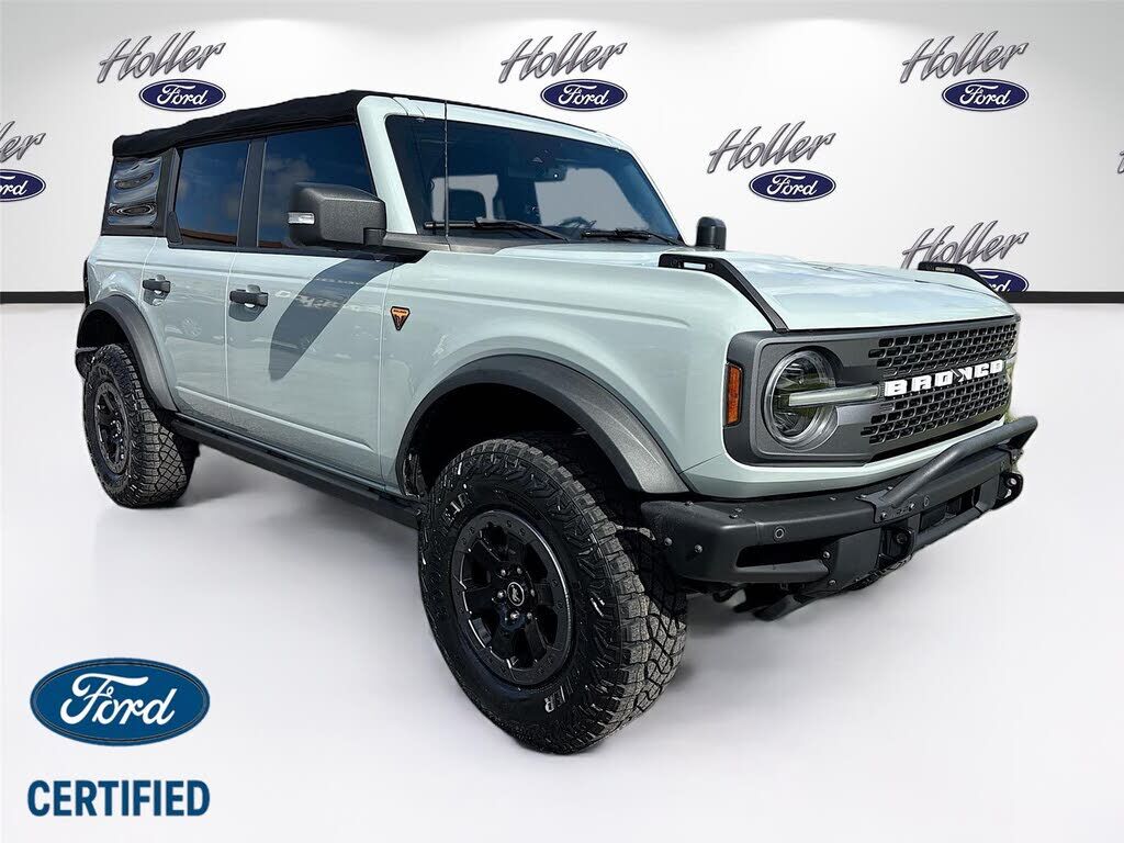 2022 FORD Bronco