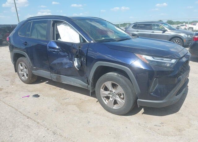 2022 TOYOTA RAV4