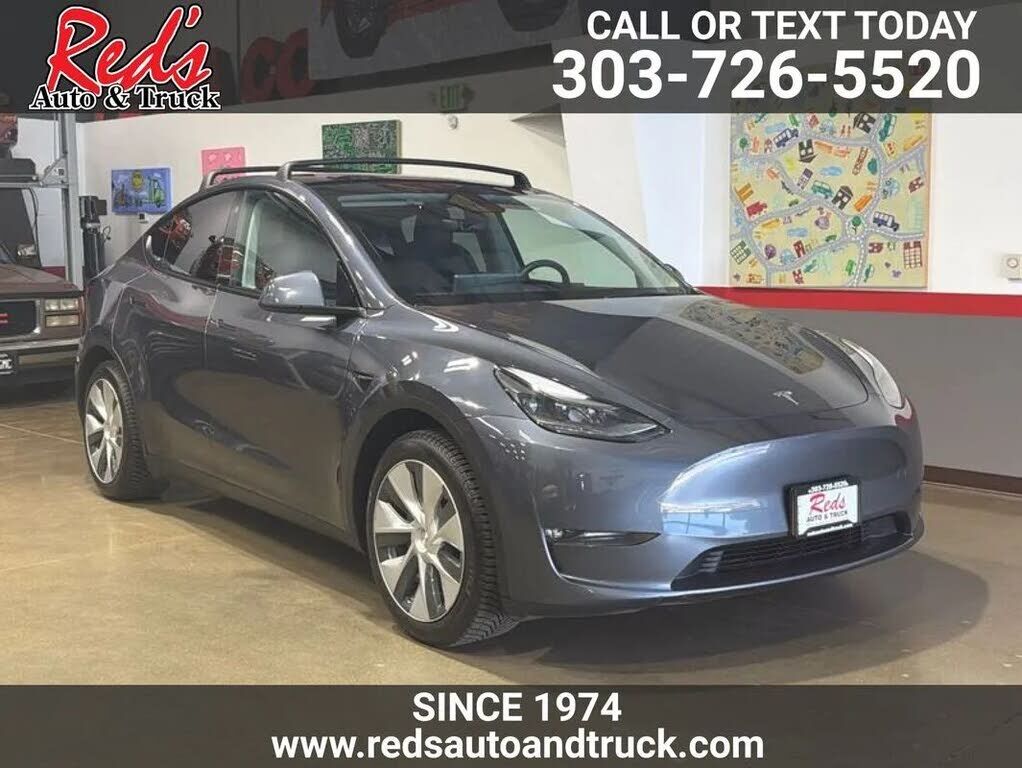 2023 TESLA Model Y