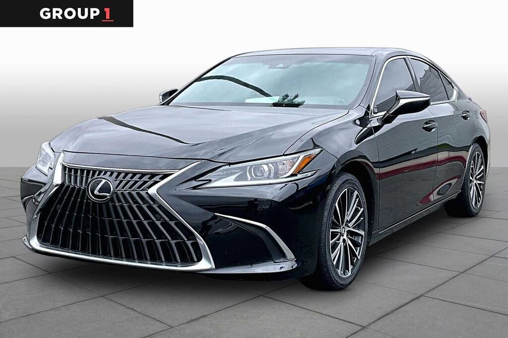 2024 LEXUS ES