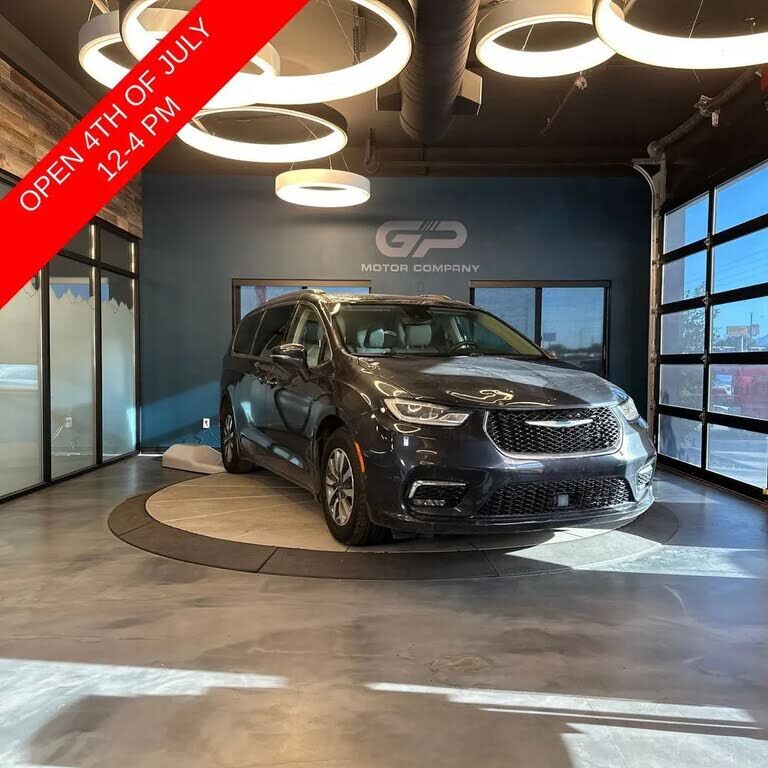 2021 CHRYSLER Pacifica