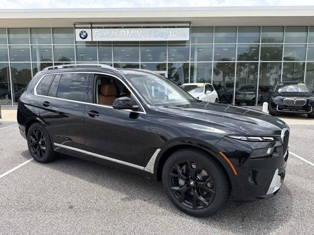 2027 BMW X7