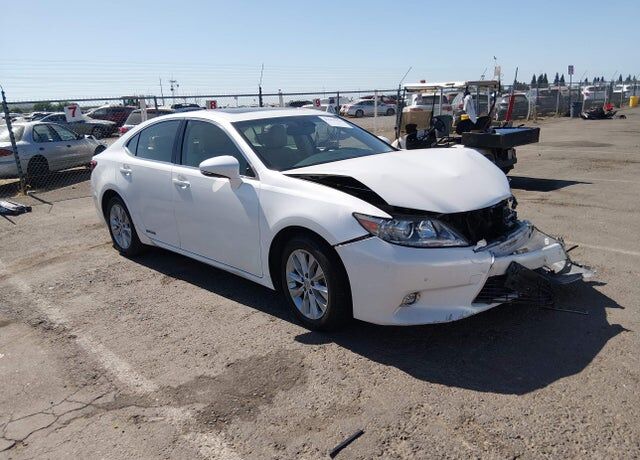 2014 LEXUS ES