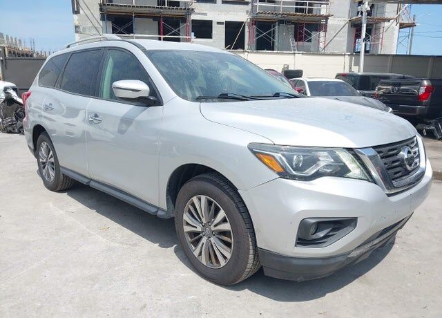 2019 NISSAN Pathfinder