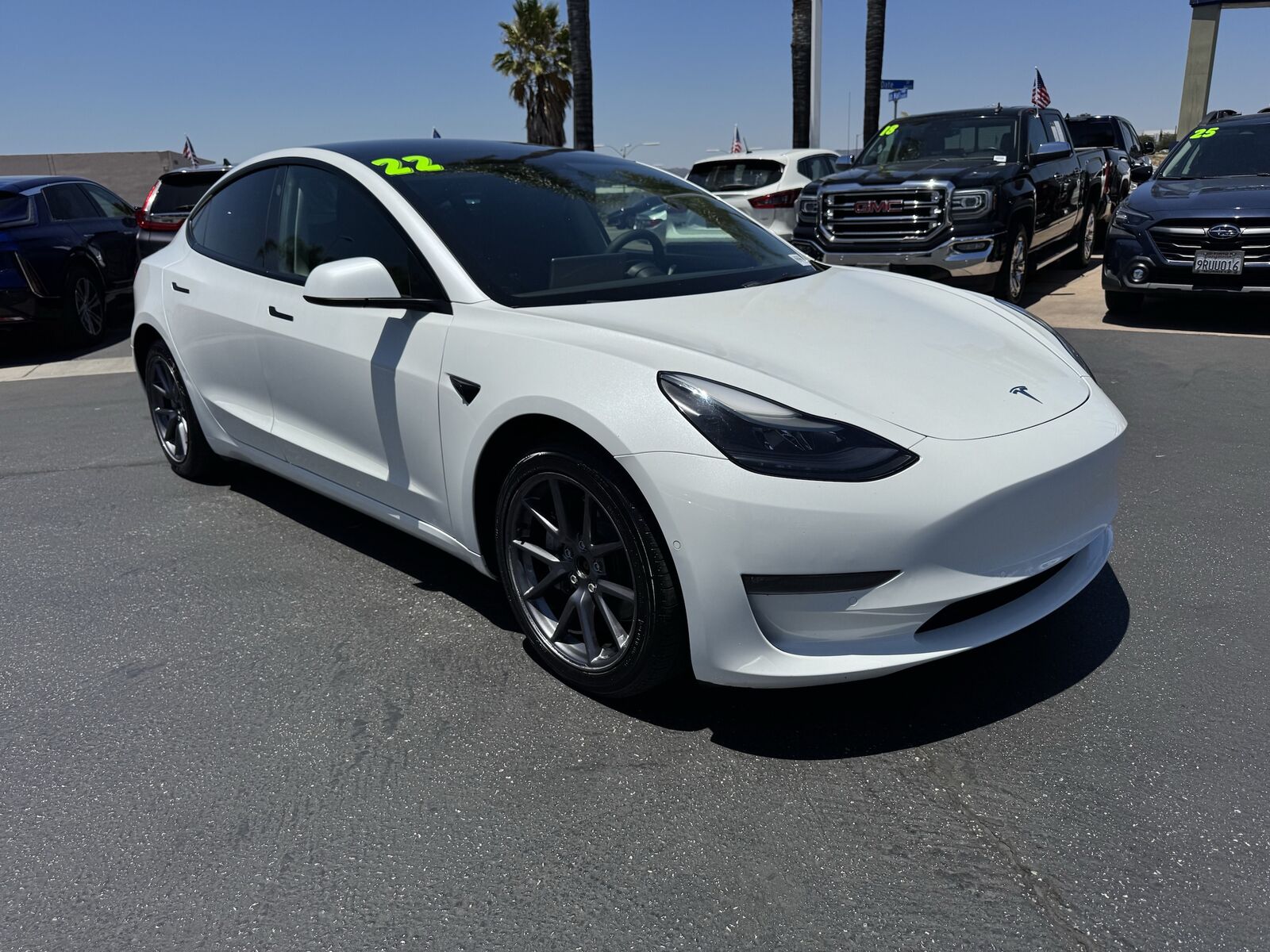 2022 TESLA Model 3