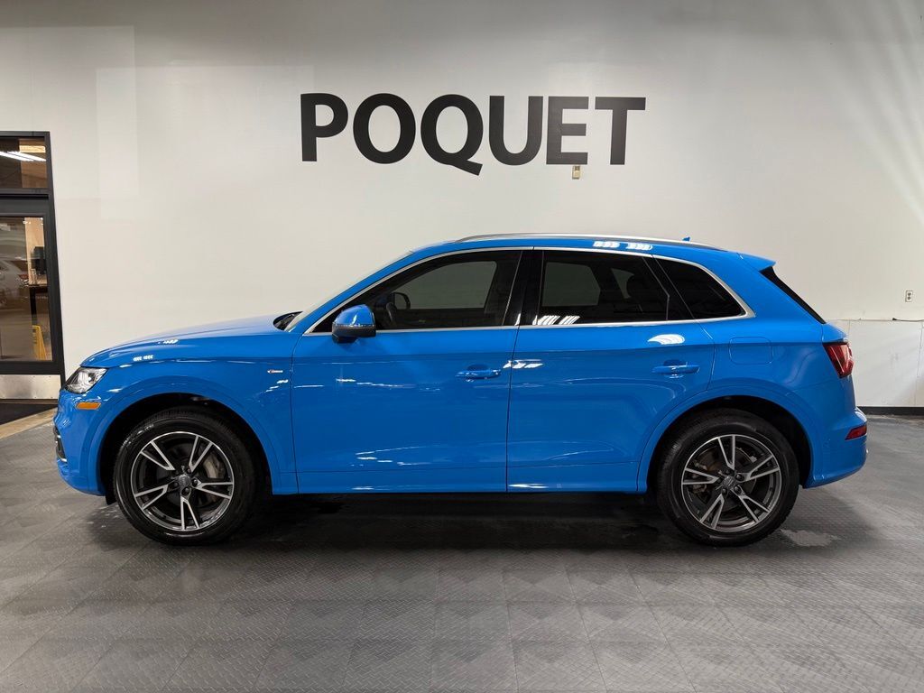2020 AUDI Q5 e
