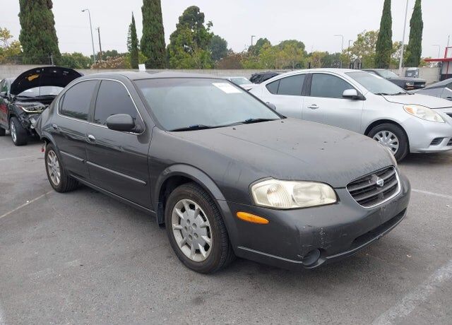 2000 NISSAN Maxima