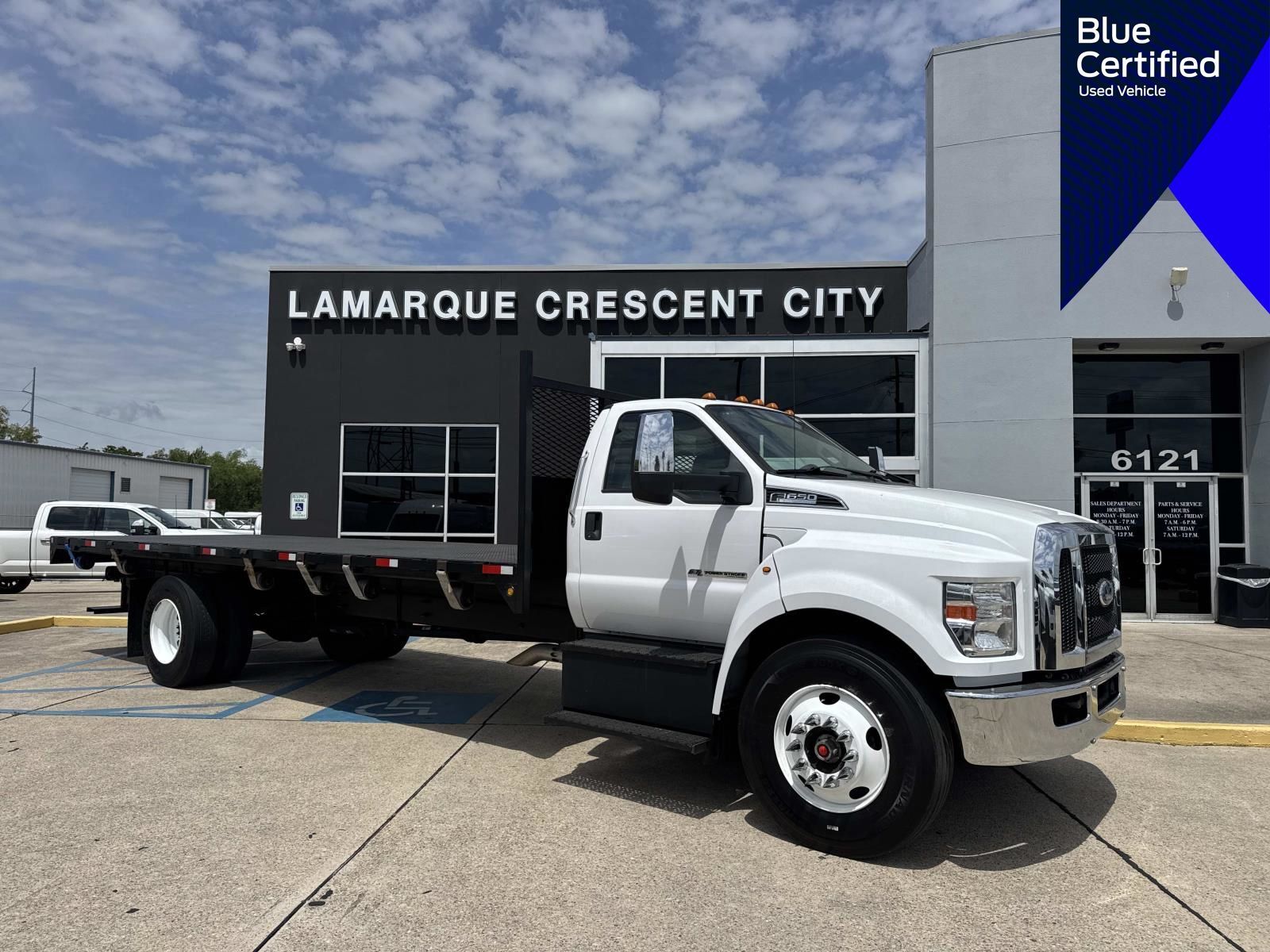 2022 FORD F-650