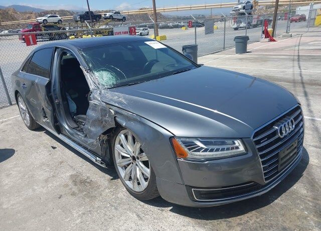 2016 AUDI A8