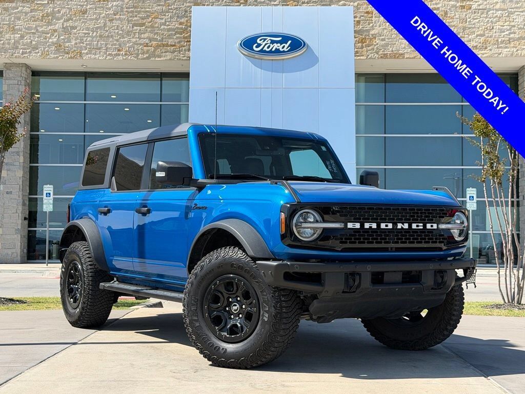 2023 FORD Bronco