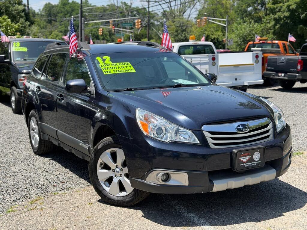 2012 SUBARU Outback