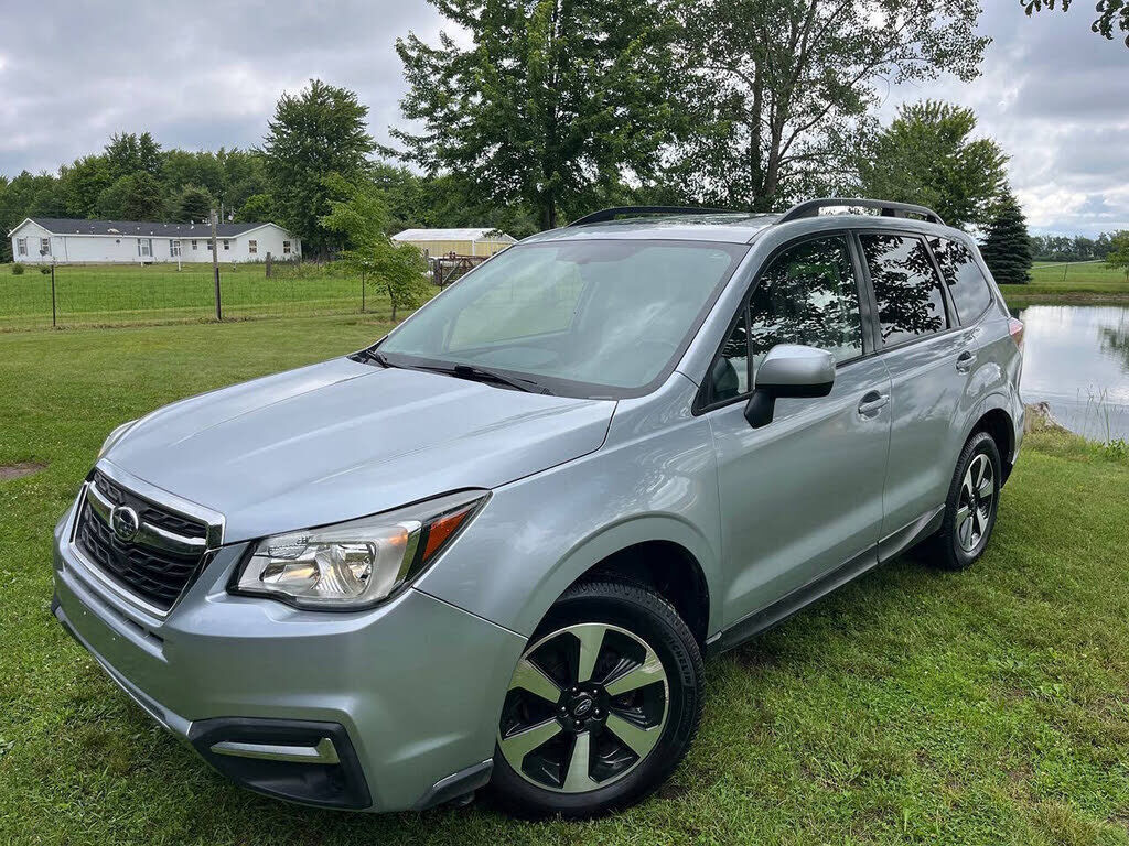 2018 SUBARU Forester
