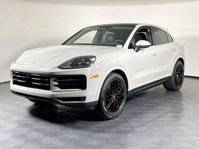 2026 PORSCHE Cayenne