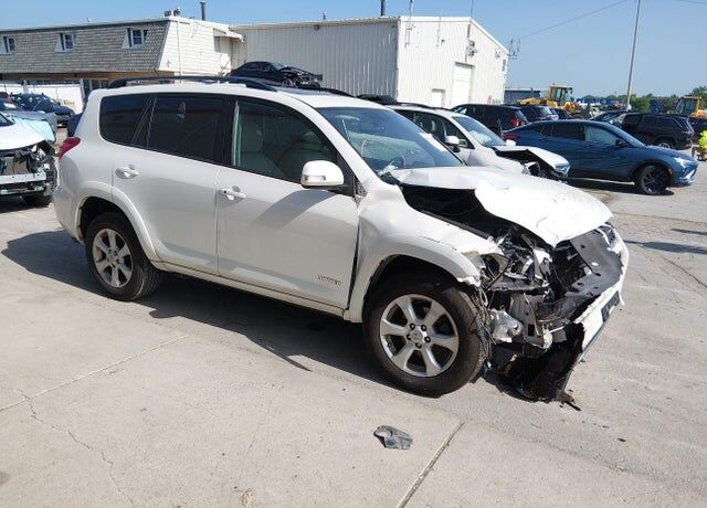 2011 TOYOTA RAV4