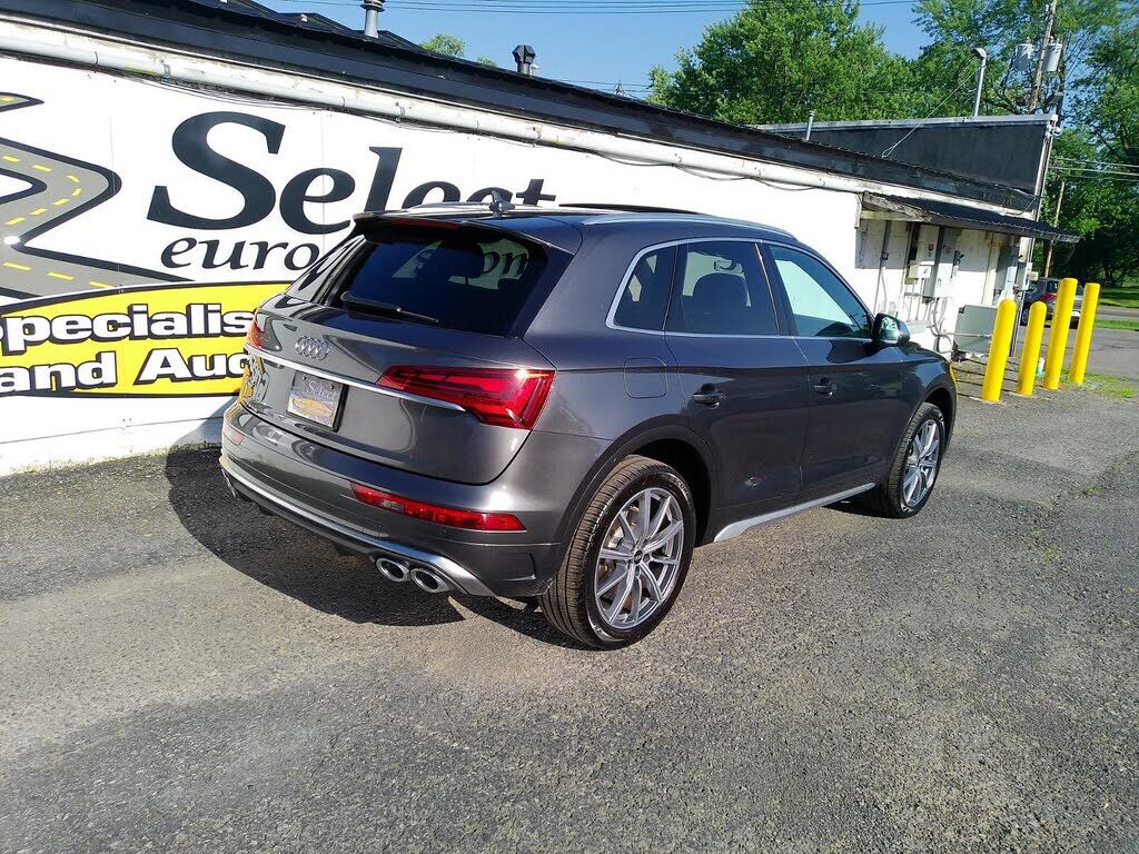 2022 Audi SQ5