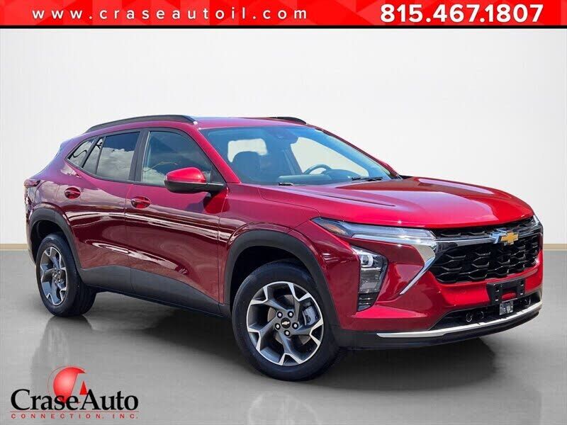 2024 CHEVROLET Trax