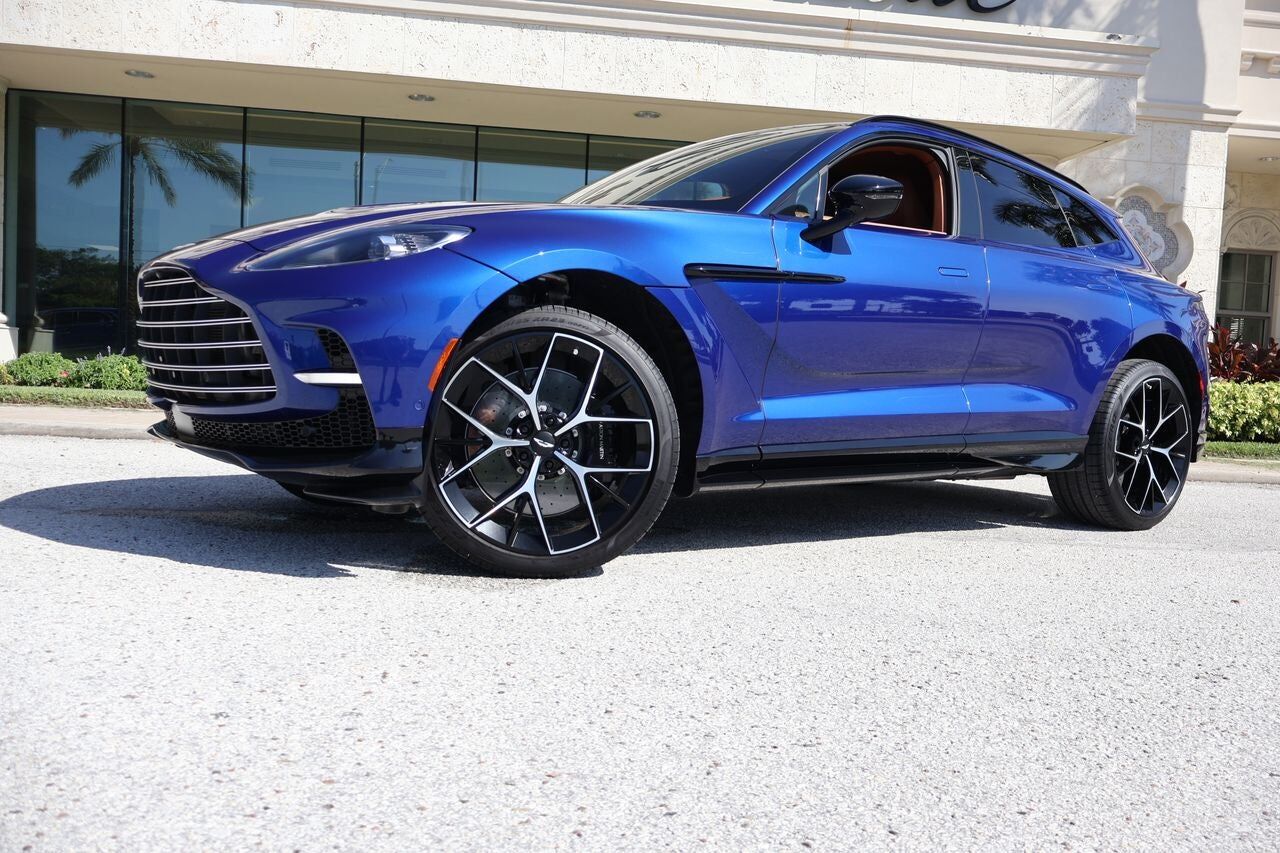 2026 ASTON MARTIN DBX