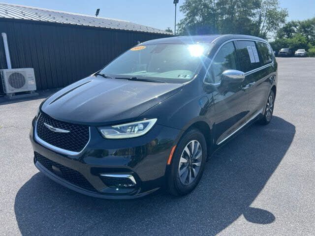 2023 CHRYSLER Pacifica