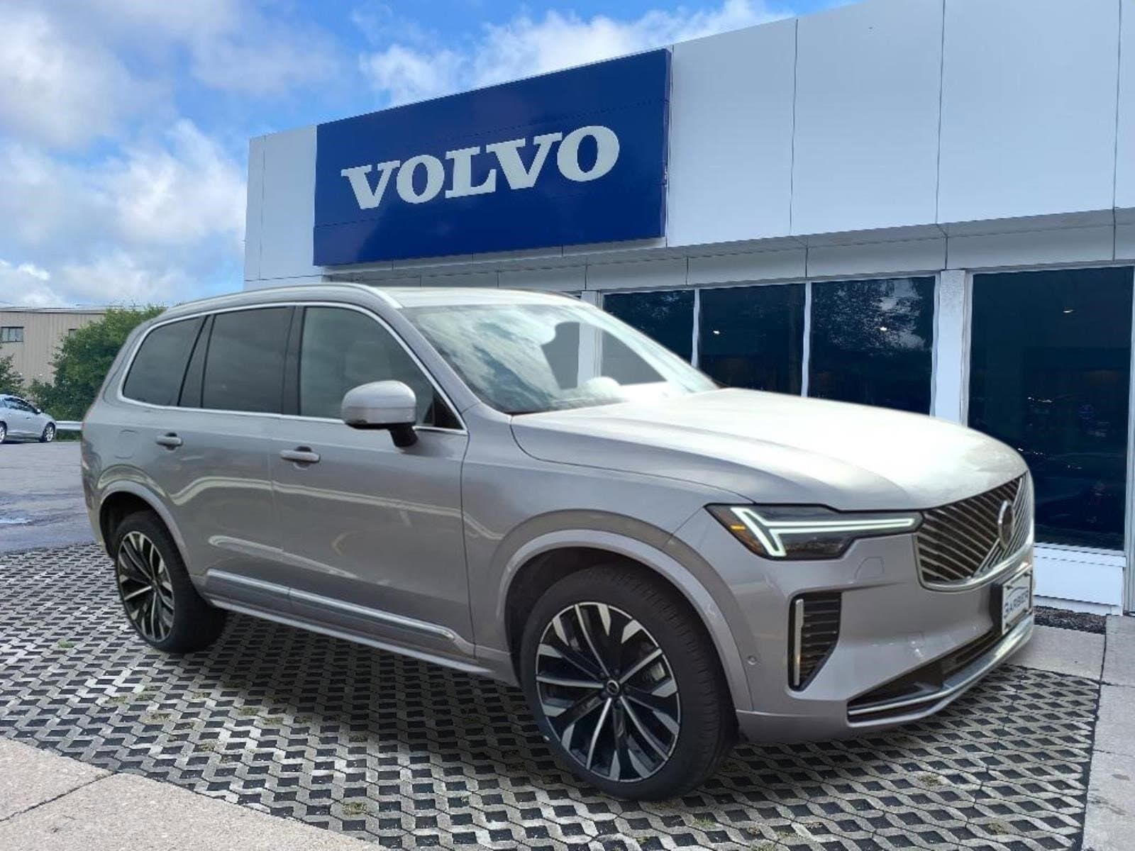 2026 VOLVO XC90