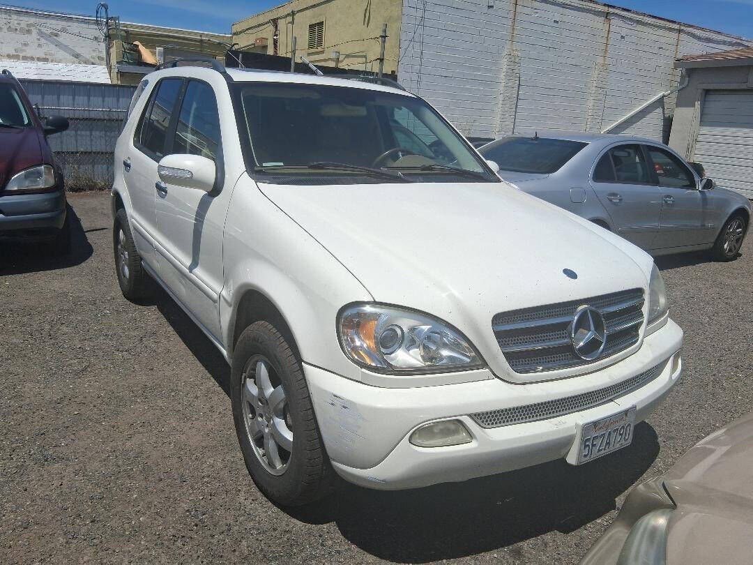 2004 MERCEDES-BENZ M-Class