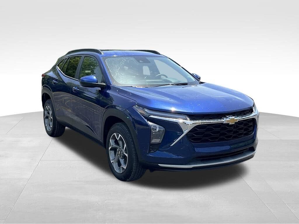 2024 CHEVROLET Trax