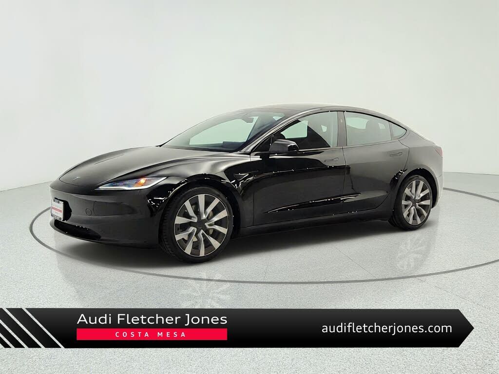 2024 TESLA Model 3