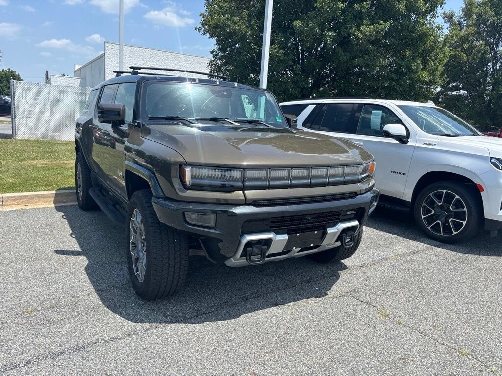 2025 GMC Hummer EV SUV