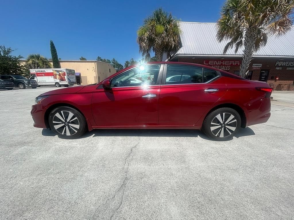 2022 NISSAN Altima