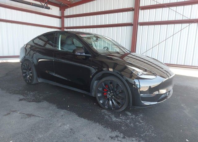 2022 TESLA Model Y