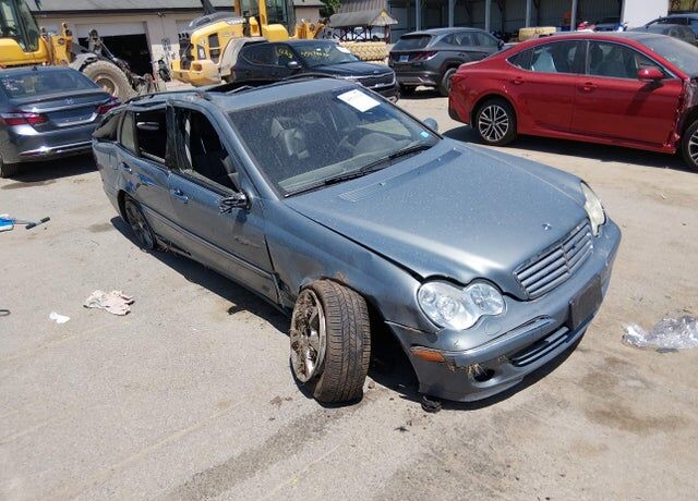 2005 MERCEDES-BENZ C-Class