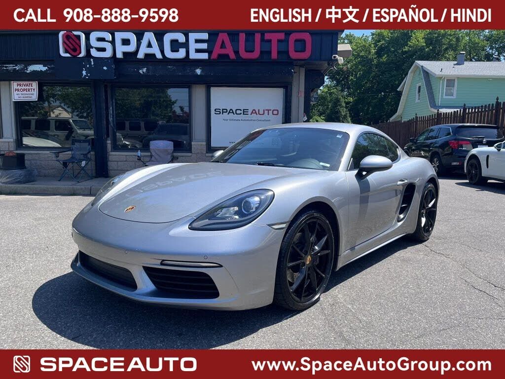 2017 PORSCHE Cayman