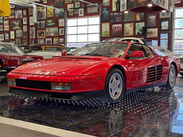 1988 FERRARI Testarossa