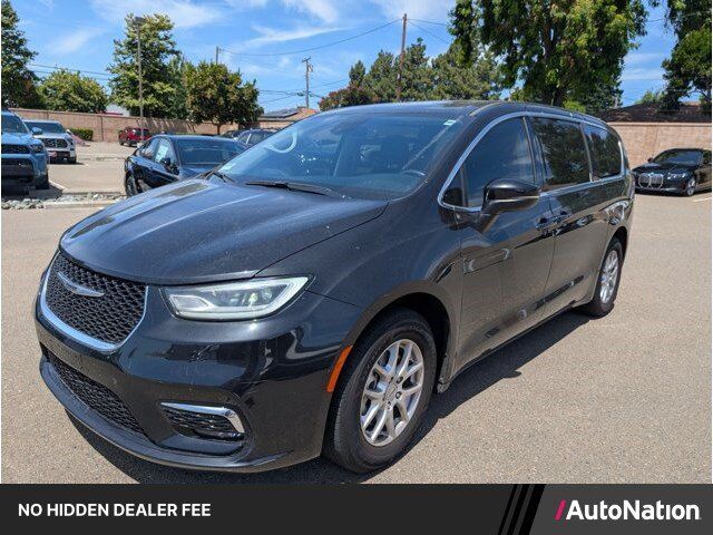 2023 CHRYSLER Pacifica