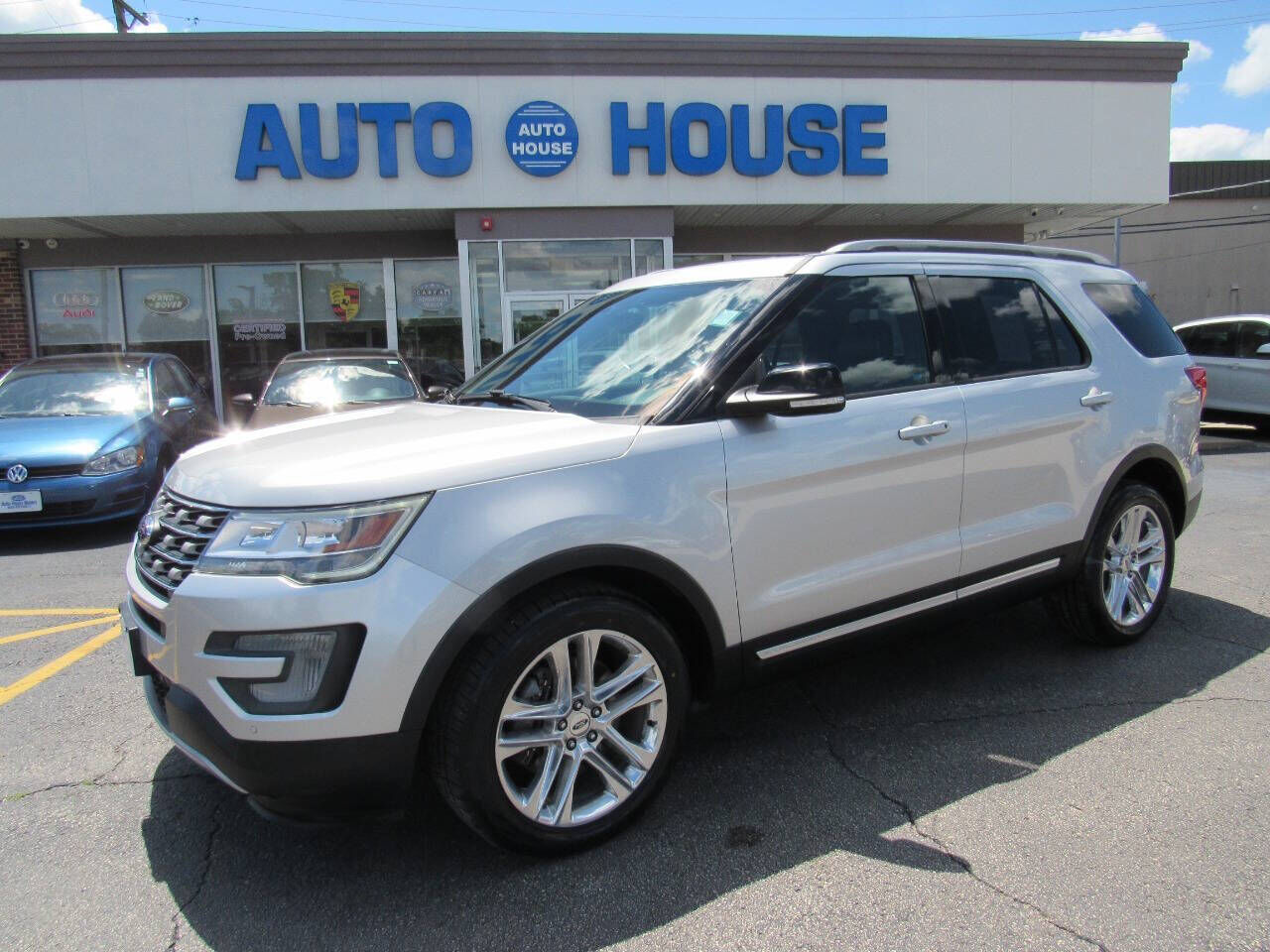 2017 FORD Explorer