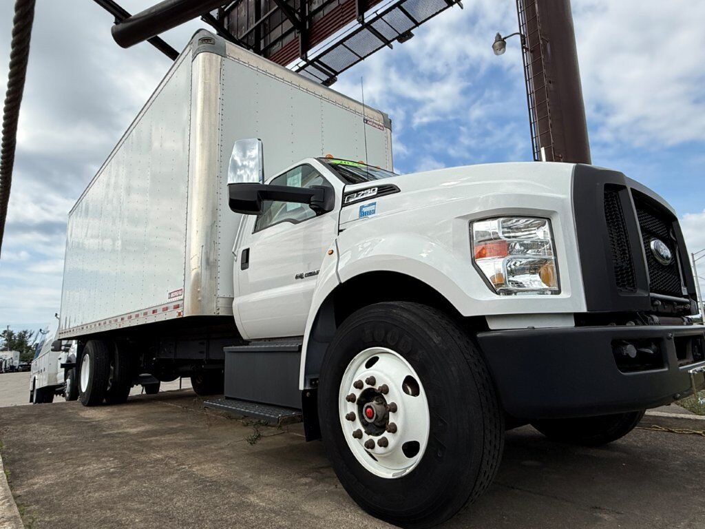 2022 FORD F-750