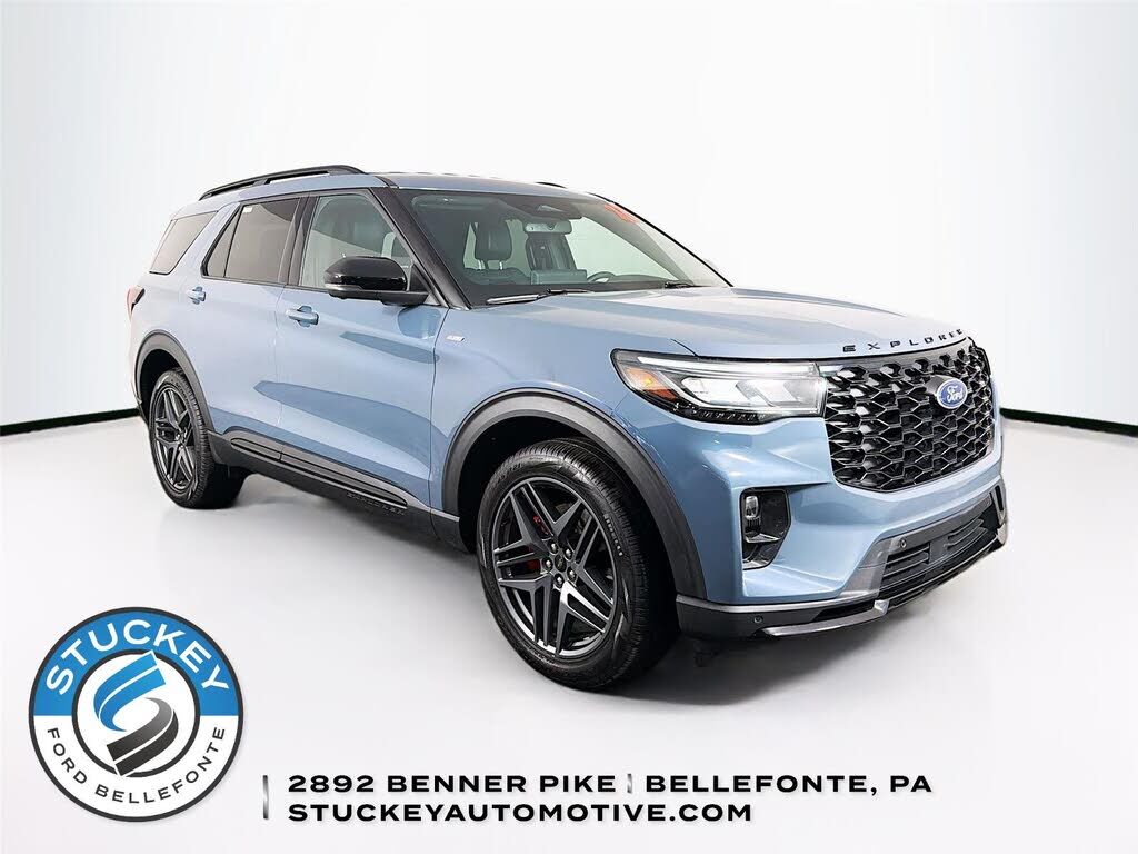2025 FORD Explorer