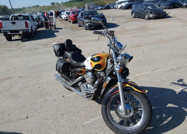 1995 HONDA VT1100C2