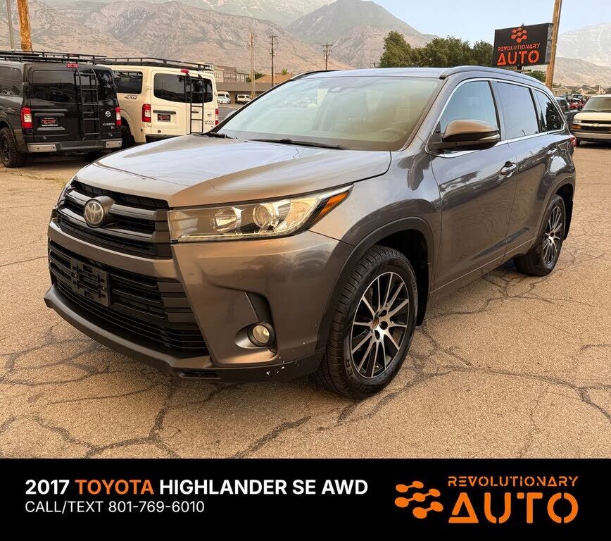 2017 TOYOTA Highlander