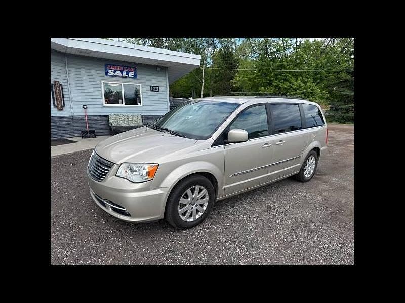 2016 CHRYSLER Town and Country