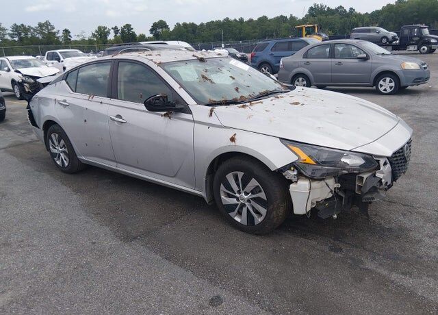 2022 NISSAN Altima