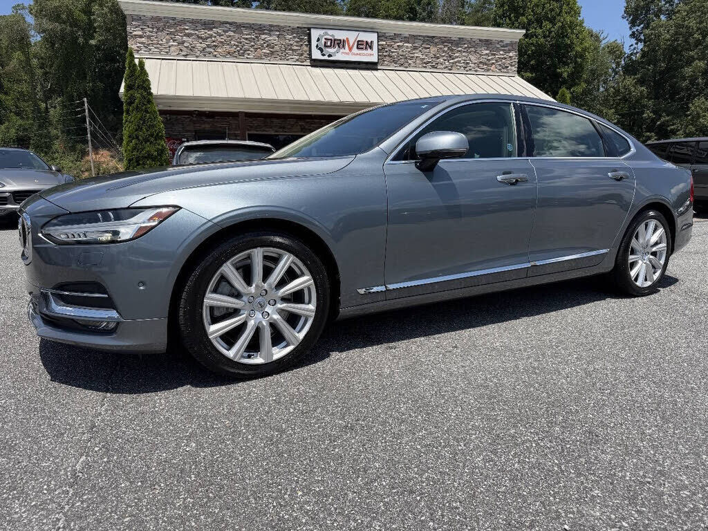 2018 VOLVO S90