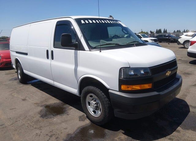 2023 CHEVROLET Express