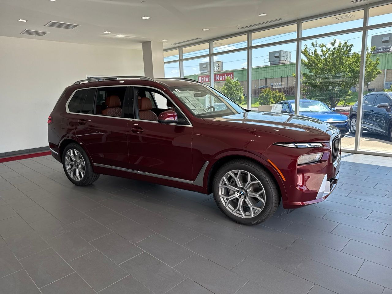 2027 BMW X7