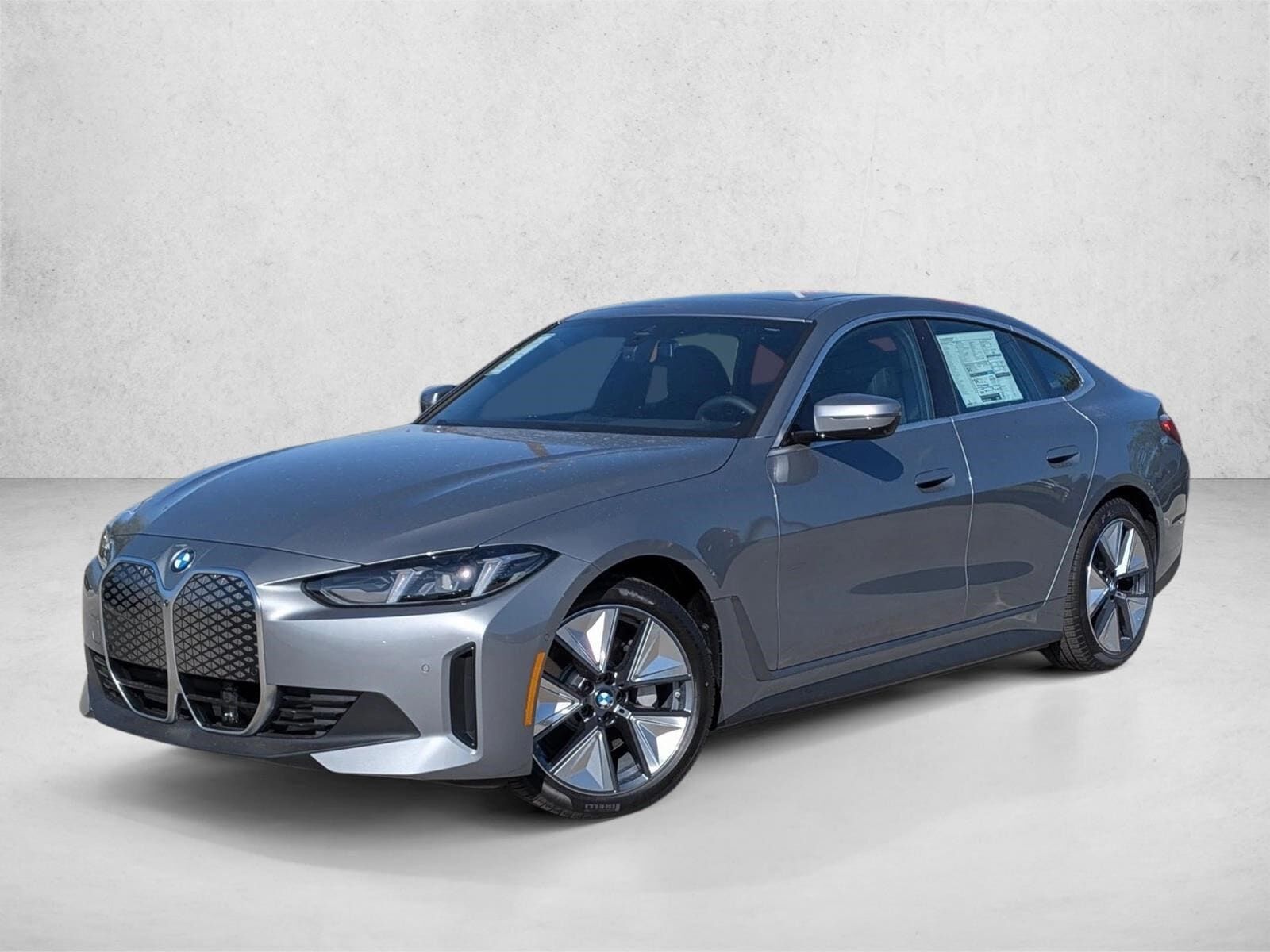2026 BMW i4
